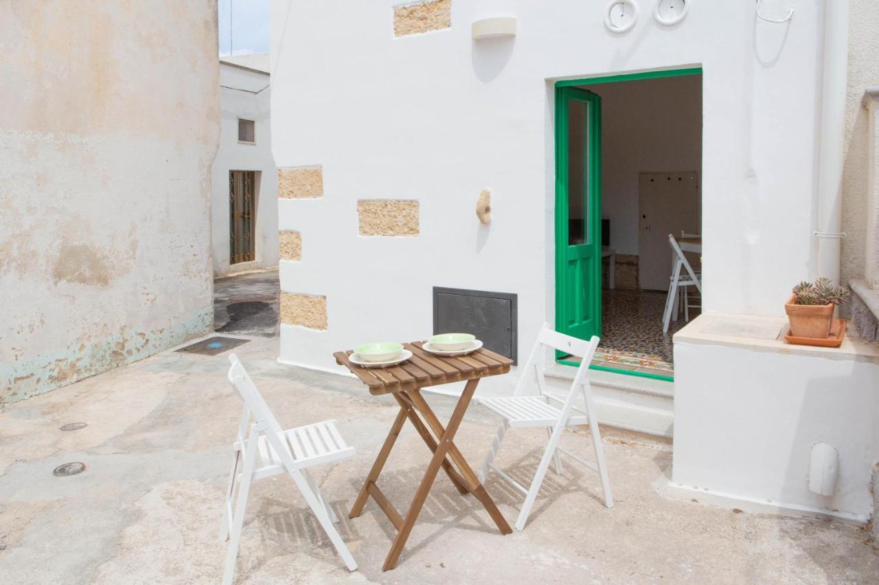 Dimora Clessidra Villa Patu Exterior photo