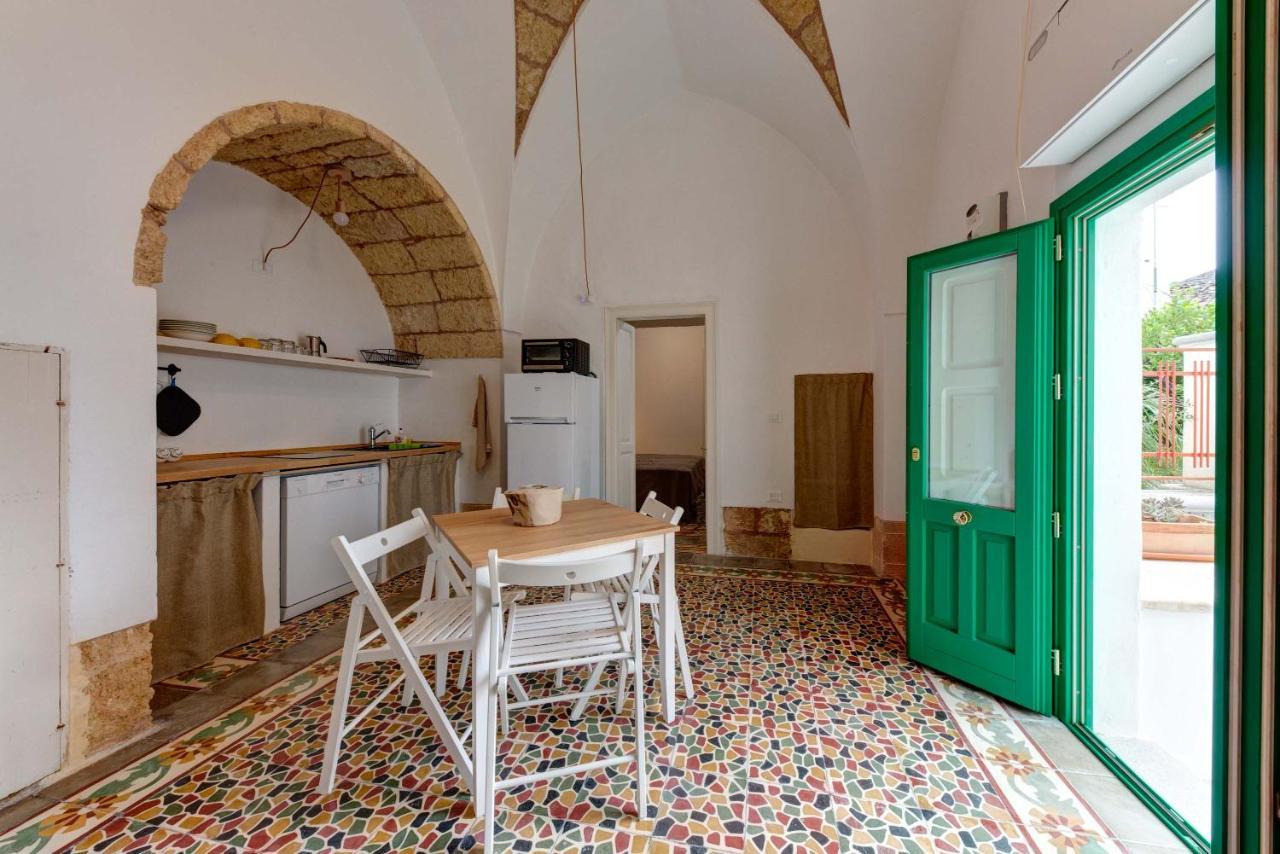 Dimora Clessidra Villa Patu Exterior photo